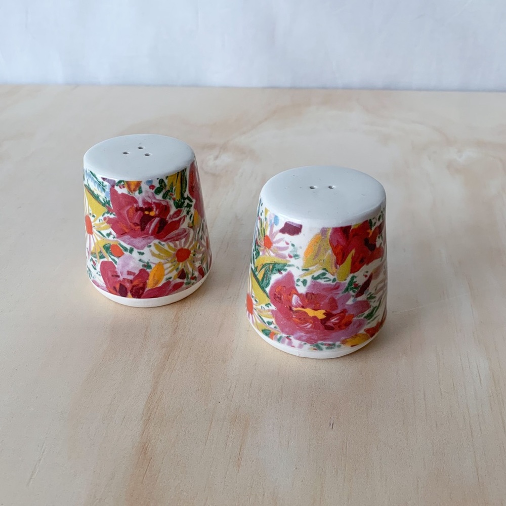 Floral Salt Pepper Shaker Set